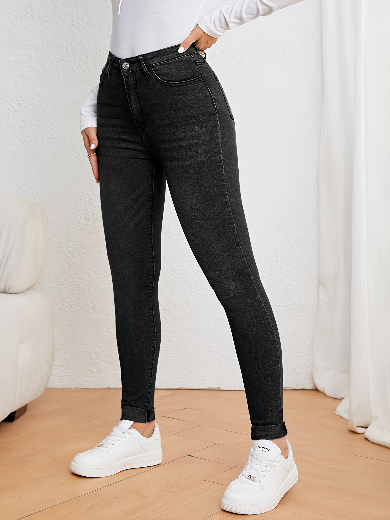 Mila | Elegante Damen-Slim-Fit-Jeans mit hohem Taillen für eine schmeichelhafte Silhouette