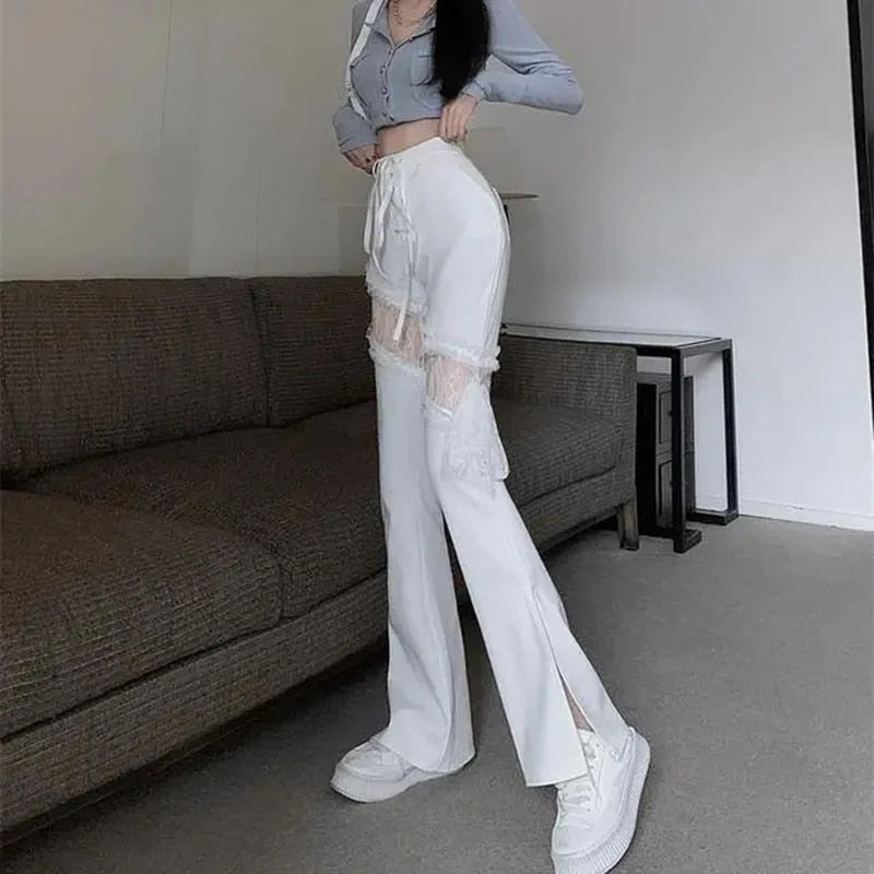 Natalia | Trendy Punk Auslaufhose mit Eleganten Spitze-Details