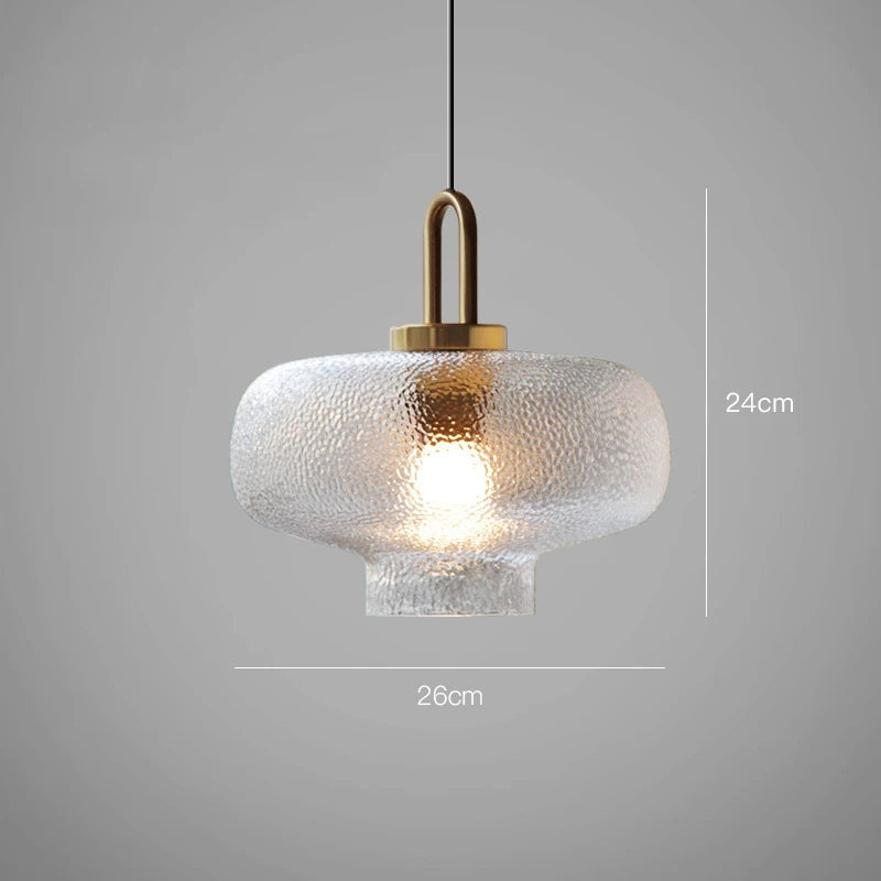 Modierende Glas- und Messingsuspension – Rustikale elegante Beleuchtung für ein stilvolles Interieur