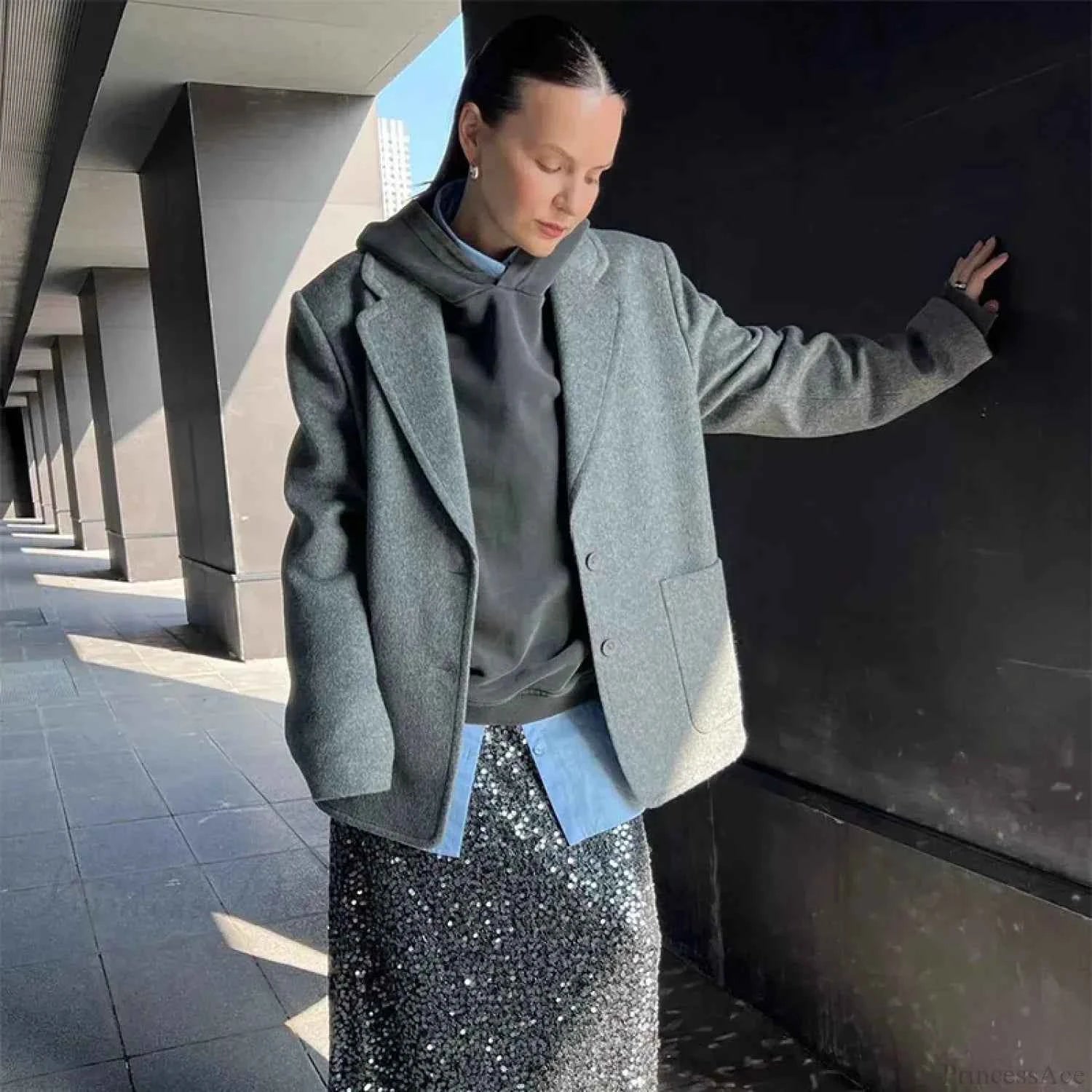 Vintage-inspirierter Woll-Übermantel mit Knopfleiste für zeitlosen Stil