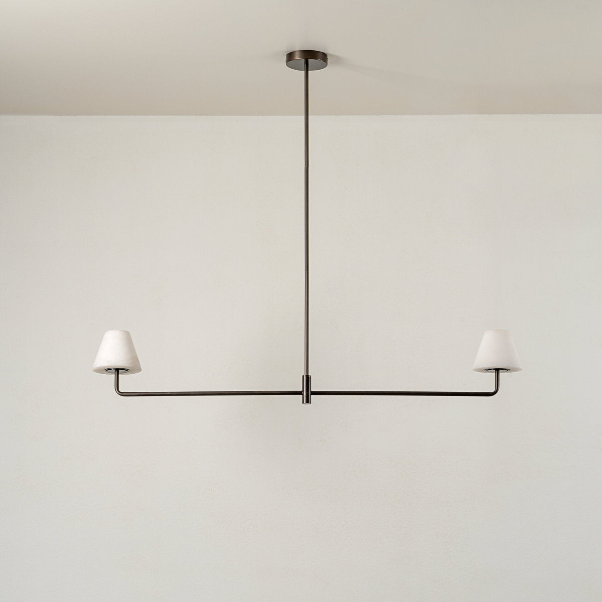 Alba Pendelleuchte aus Alabaster und Bronze