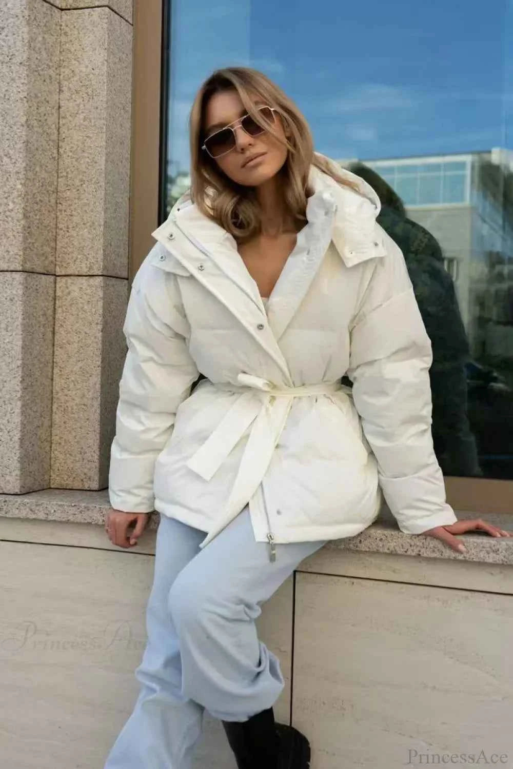 dicker gesteppte Mantel mit Kapuze und Reißverschluss in Uni-Farbe