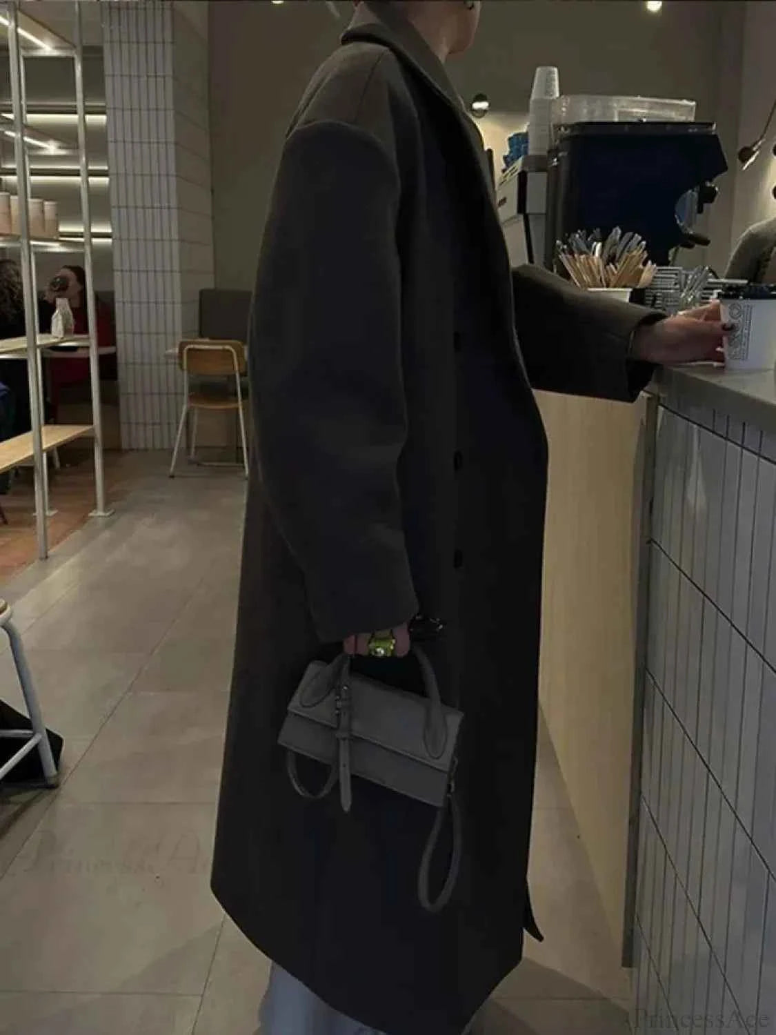 Dünner Mantel mit doppeltem Knopfverschluss und Reverskragen in uni