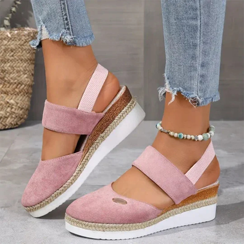 Elegante Riemchen-Sandalen mit bequemen Keilabsätzen