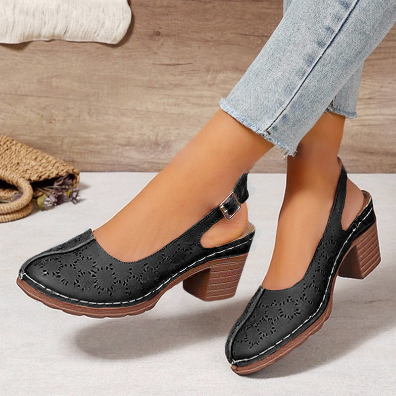 Damenschuhe mit geformten High Heels - Sommeredition mit 50% Rabatt im Sommerschlussverkauf