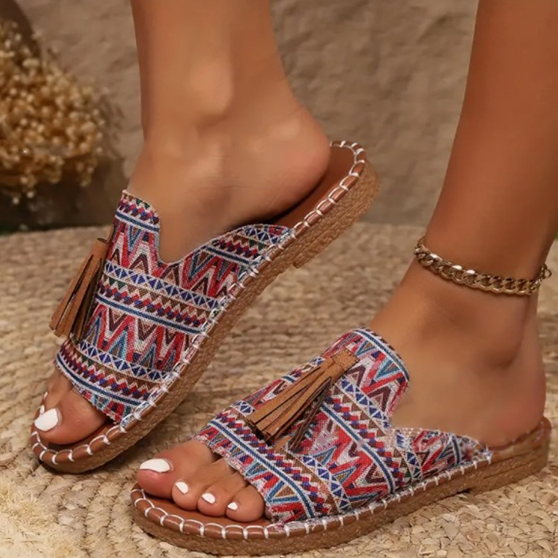 Trendige Schlittschuh-Sandalen mit Boho-Muster für Damen