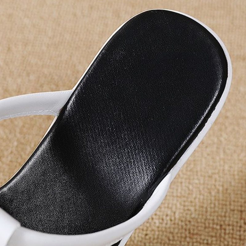 Trendige Plateau-Sandalen mit durchbrochenem Design für einen eleganten und bequemen Look