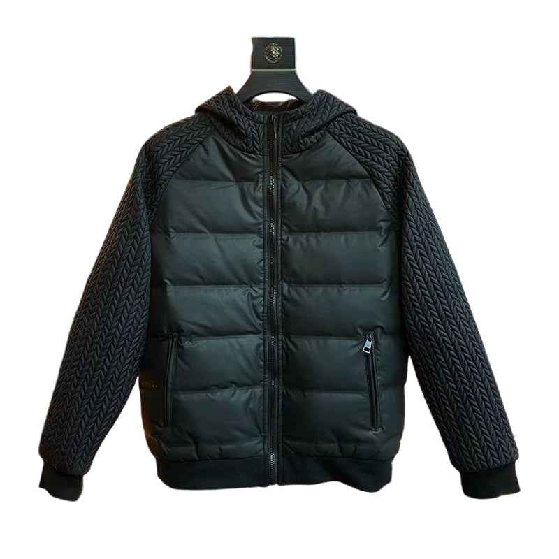 Thermische Jacke mit wattierter Kapuze und Windschutz – Wärme und vollständiger Schutz