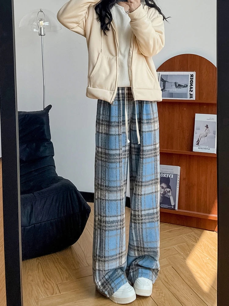 Tara | Elegante Vintage-Karo-Wollebene für einen zeitlosen Stil