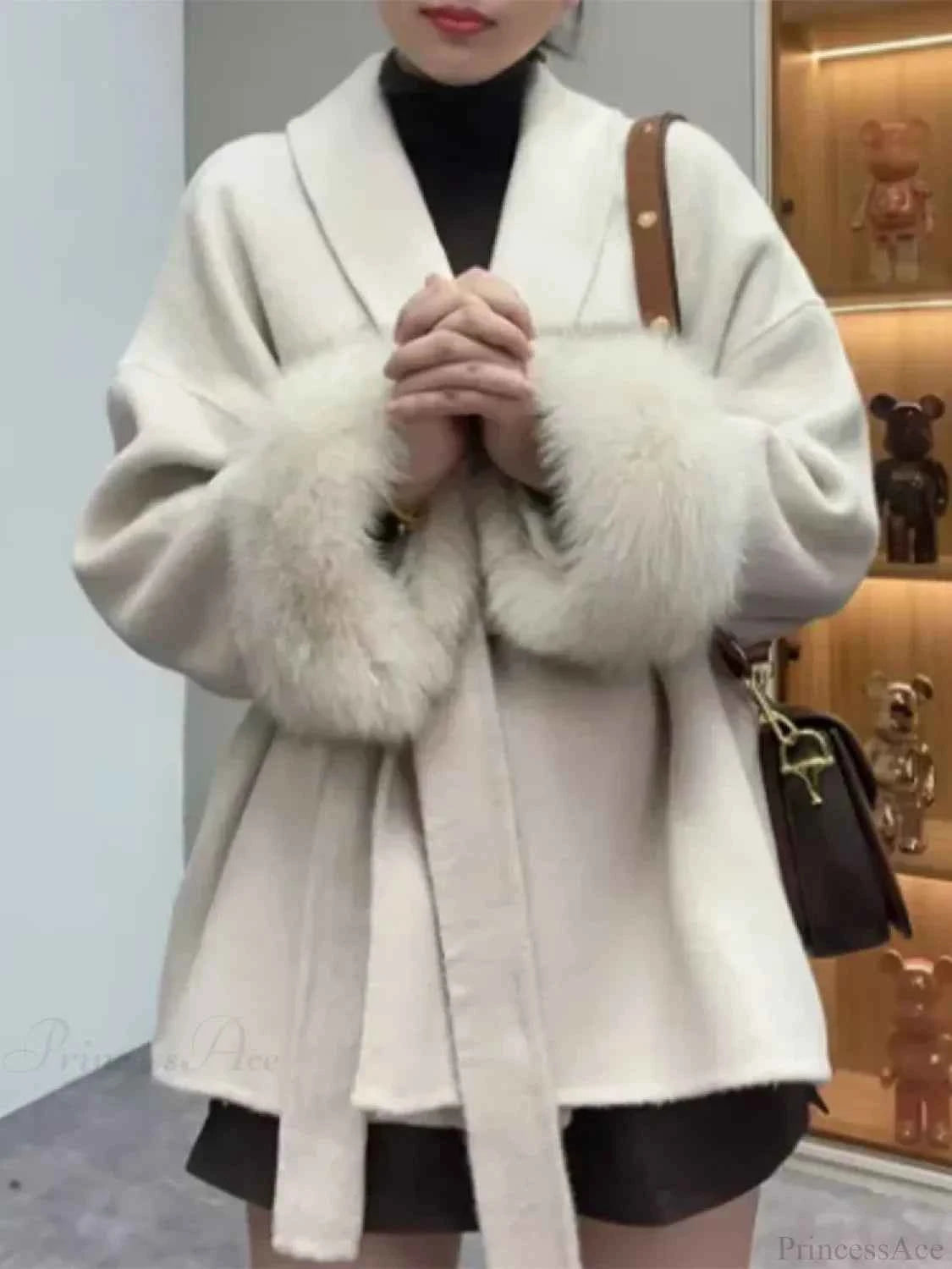 Luxuriöser dicker Woll-Doppelreihiger Mantel mit Revers für warme Eleganz