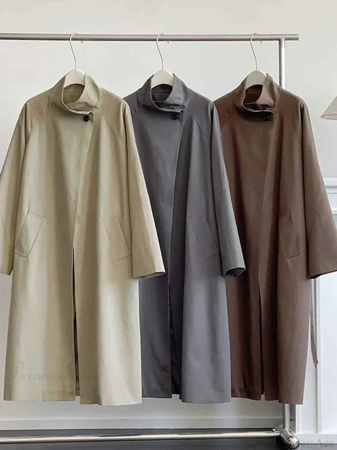 Oversized Trenchcoat mit auffälligen Reversen – Stilvoller und bequemer lockerer Mantel