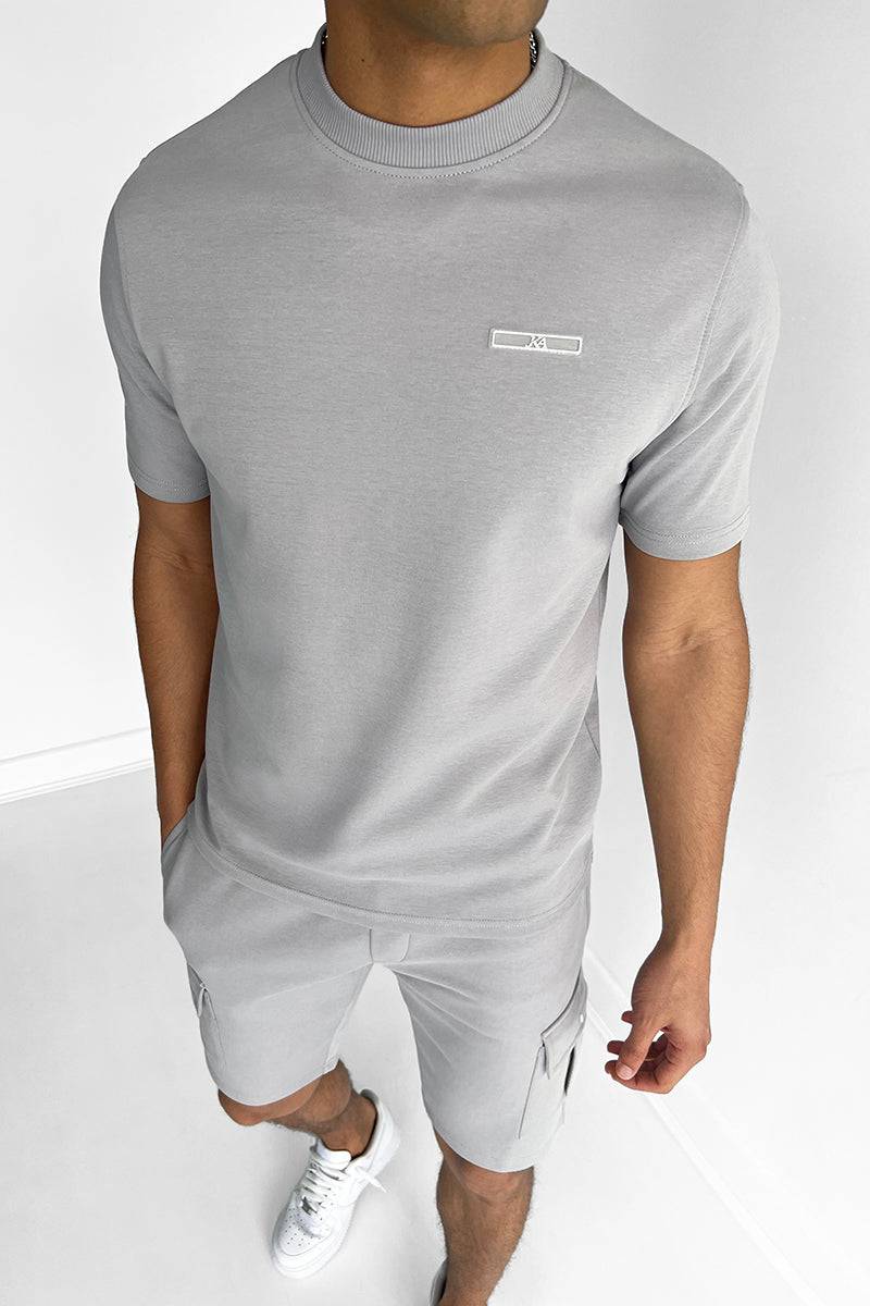 KAI – Lässiges Slim-Fit Ensemble für einen zeitgenössischen Stil