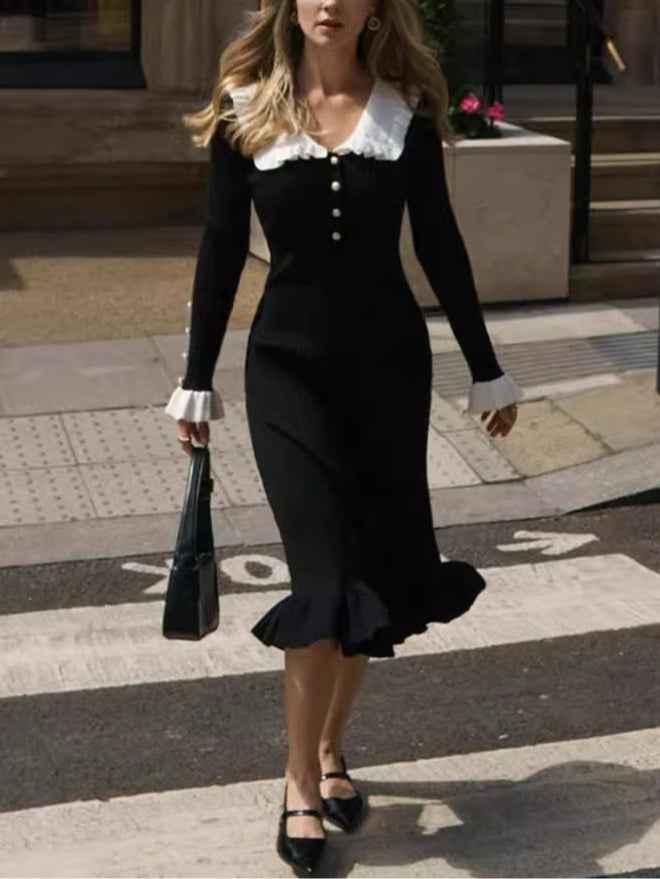 Knielange Strickjacke mit langen Ärmeln und Rüschen für einen eleganten und bequemen Look