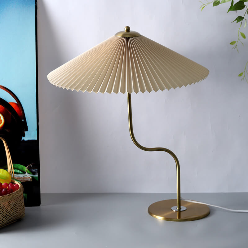 Retro Plissee-Schirm Tischlampe - Dekoratives Akzentlicht