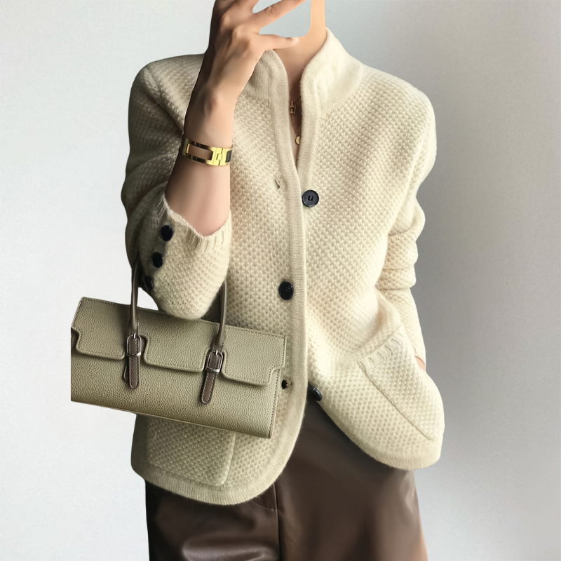 Brigitte – Eleganter und trendiger Cardigan für einen perfekten Look