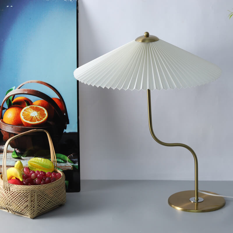 Retro Plissee-Schirm Tischlampe - Dekoratives Akzentlicht