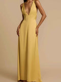 Elegante abito lungo in raso con schiena ampia e scollo a V da donna