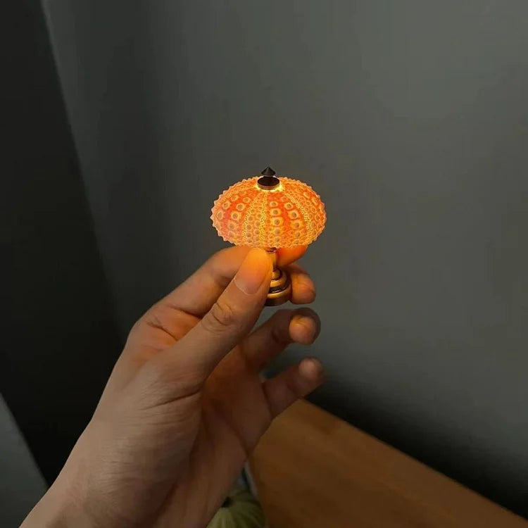 OceanDream - Einzigartige Meeresnachtlicht mit Naturmuscheln, Handgefertigte Nachttischlampe für eine beruhigende maritime Atmosphäre