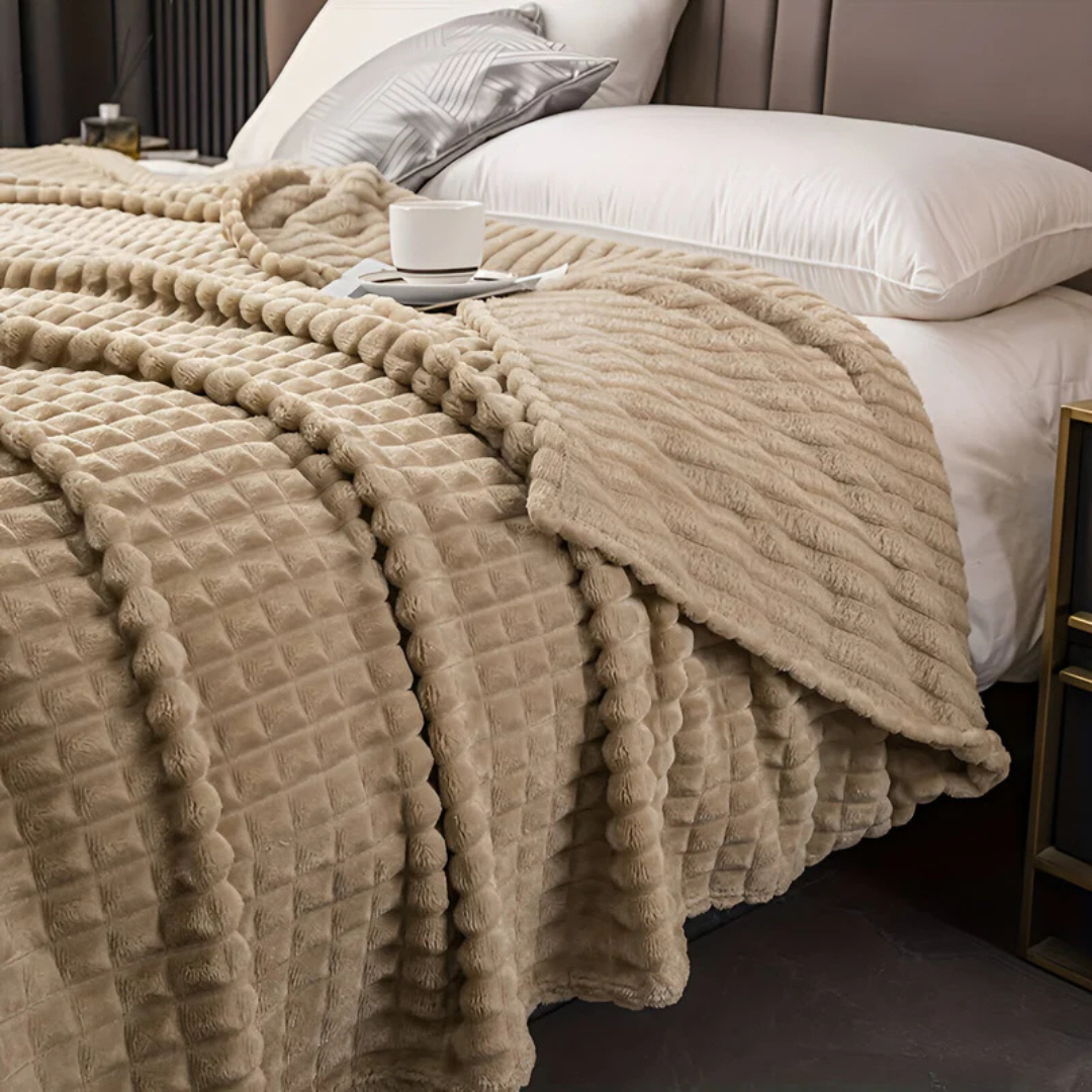 Pluma - Ultragemütliche und superweiche Fleece-Decke