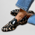 Eleganti mocassini con motivo giraffa – slip-on alla moda in stile animalier