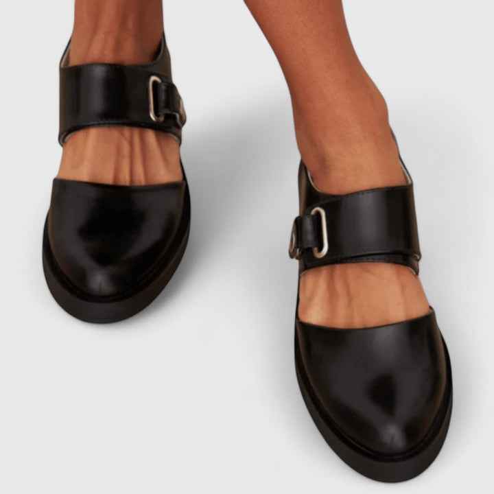 Schicke elegante Schuhe mit modernem Twist