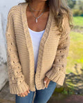 Cardigan de punto acogedor y atemporal para mujer