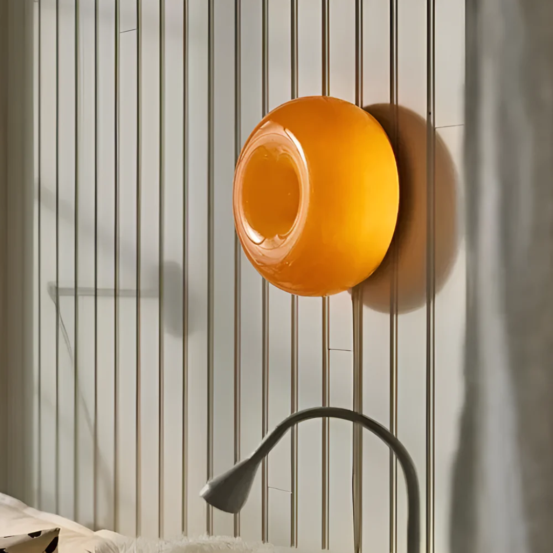 Yvera - Elegante moderne Wandleuchte mit Glas-Finish