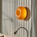 Elegante lampada da parete moderna con finitura in vetro