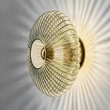 Elegante Nyxia Glas-Wandlampe - Stilvolle Innenbeleuchtung für ein modernes Erscheinungsbild