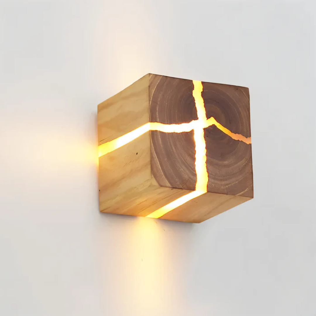 Juno - Elegante Holze LED-Wandleuchte für stilvolle Innenbeleuchtung