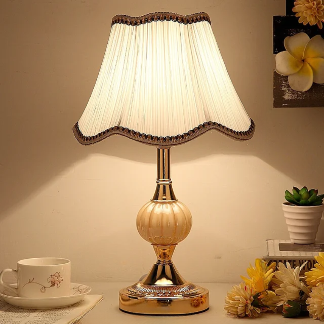 Quixy - Charmante Vintage Scandinavian Tischlampe für warme Atmosphäre