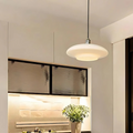 Elegancka nowoczesna lampa wisząca do stylowego wyglądu