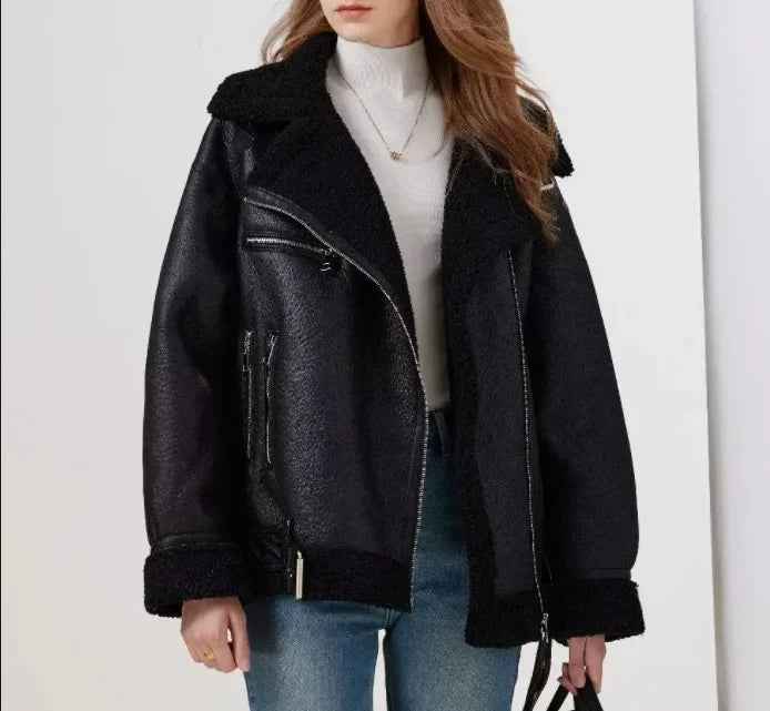 Marta | Eleganter trendiger Wintermantel mit langen Ärmeln für Frauen