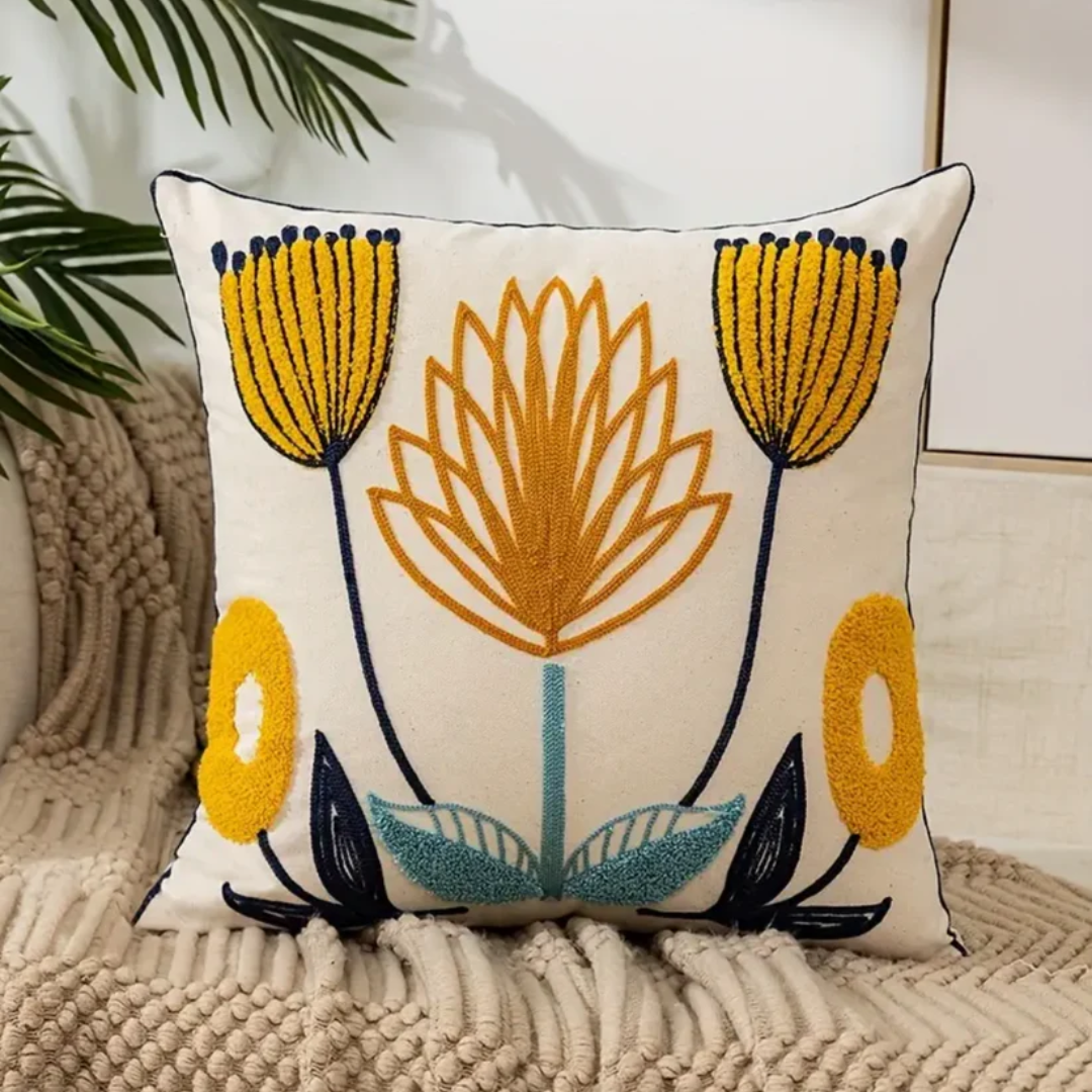 Loxi - Elegantes Dekokissen mit Frischem Blumenmuster für eine Warme Atmosphäre