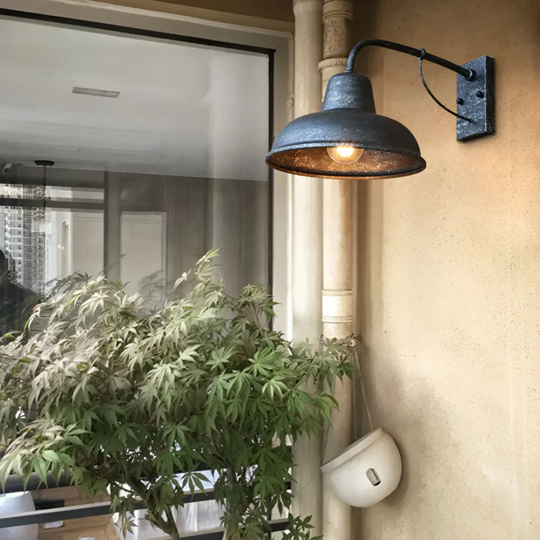 Lyvix – Robuste Industrielle Außenwandlampe für einen robusten und modernen Look