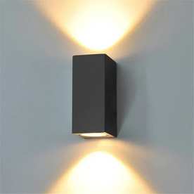Seralyn Moderne Schwarze Außenwandlampe mit Energiesparender LED-Beleuchtung - Roborro