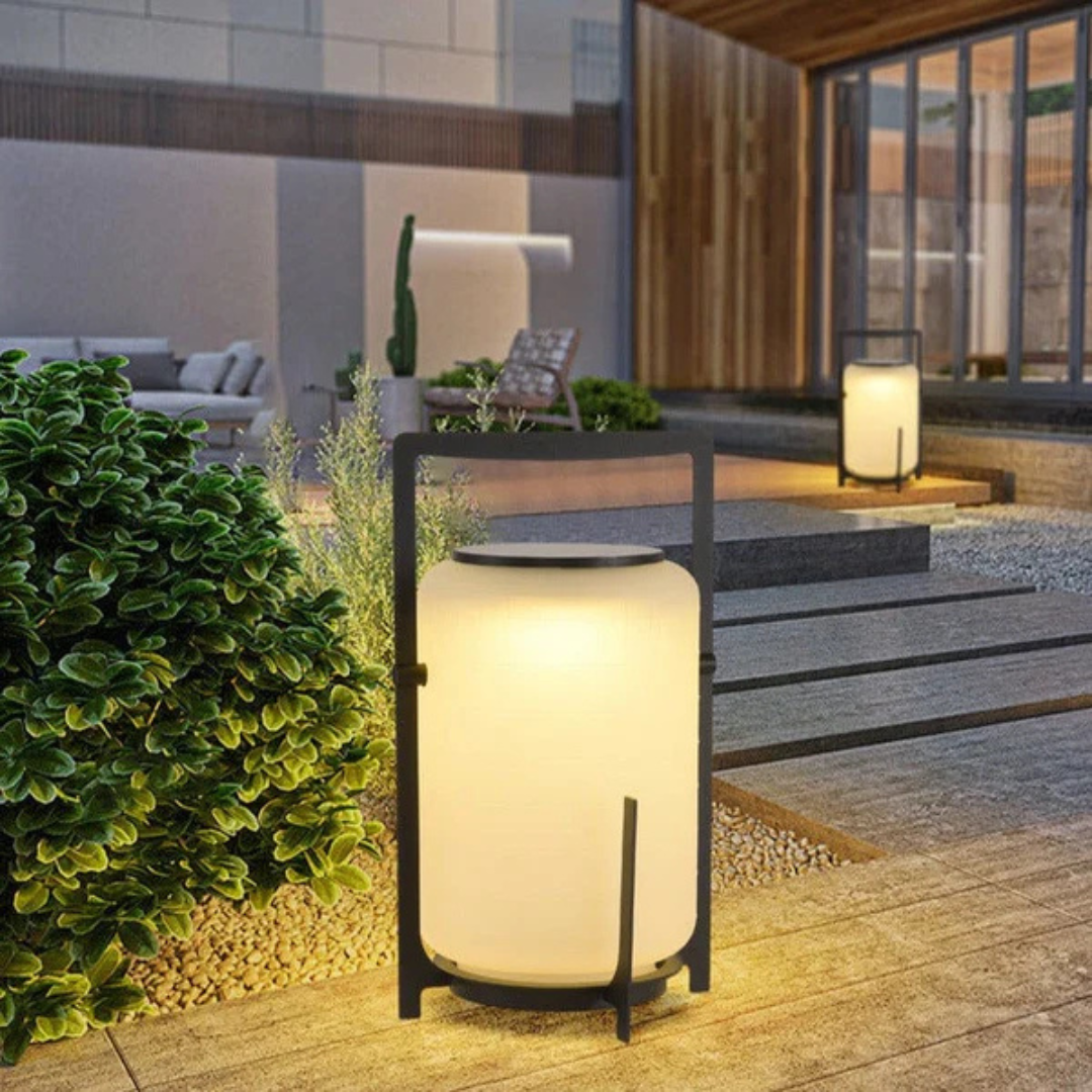 Solis - Effiziente und Energiesparende Solar-Gartenlampe für eine Gemütliche Außenbereich