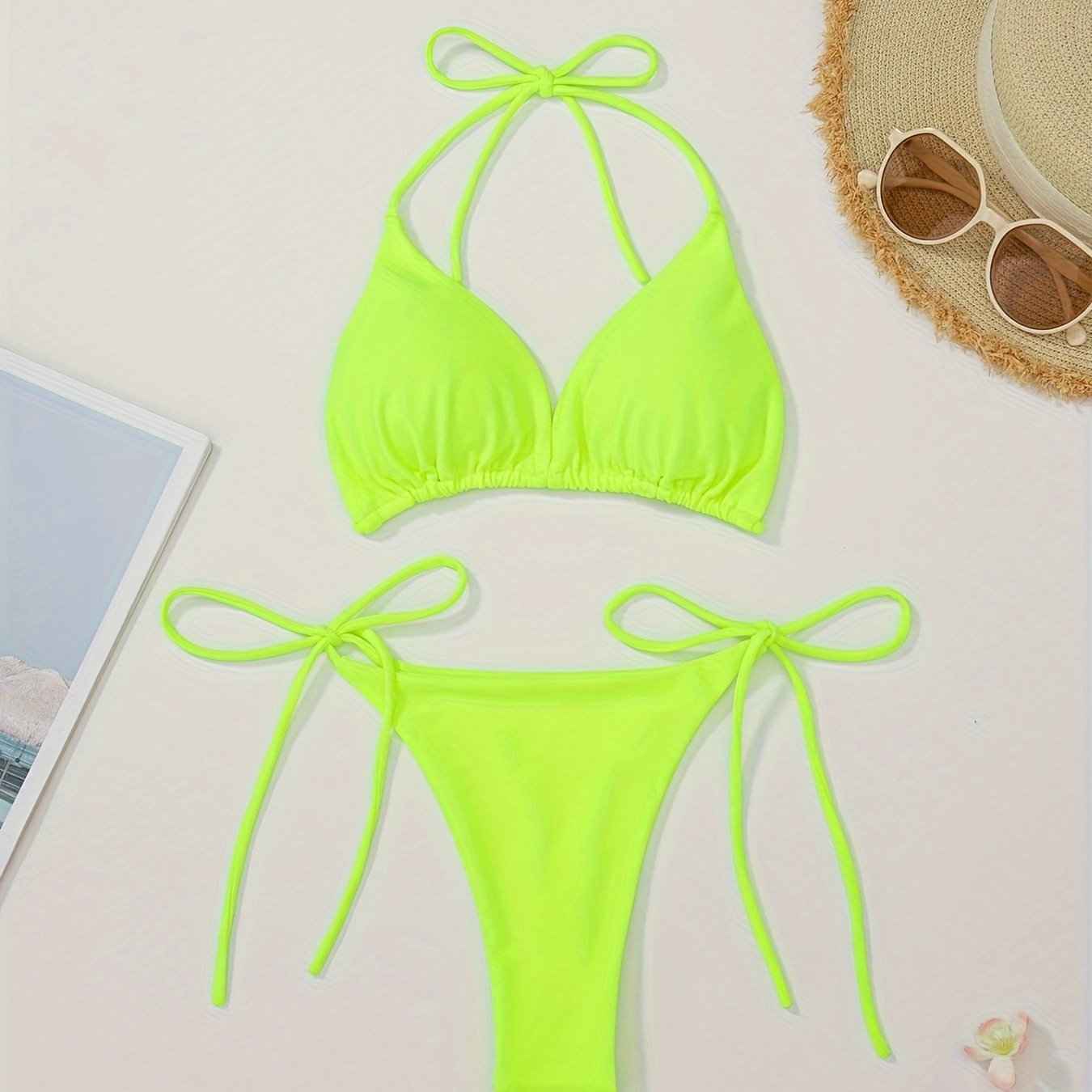 Halter-Bikini mit V-Slip