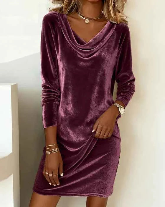 Frosina - Samtkleid mit lockerem, entspanntem Schnitt