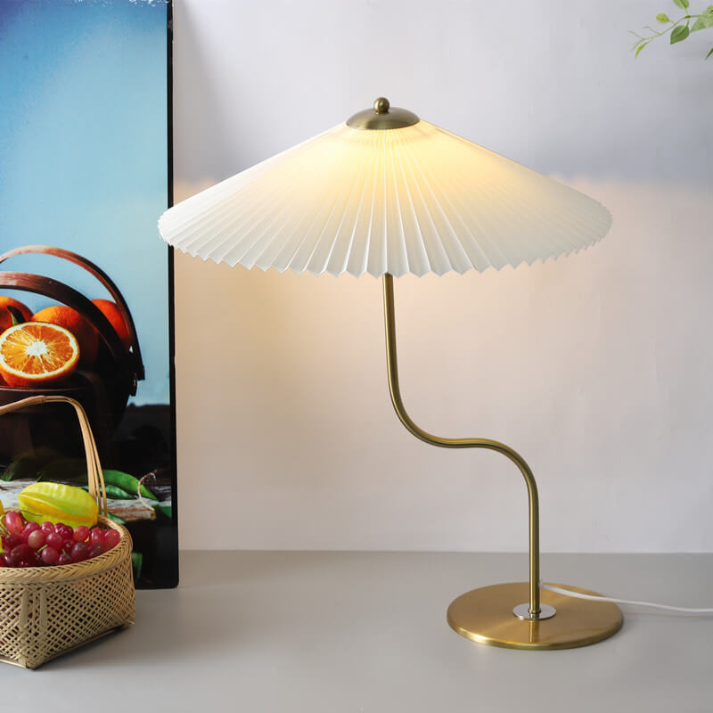 Retro Plissee-Schirm Tischlampe - Dekoratives Akzentlicht