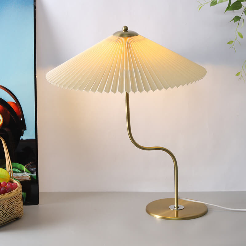Retro Plissee-Schirm Tischlampe - Dekoratives Akzentlicht