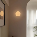 Elegant og moderne glasvæg lampe til stilfuld belysning