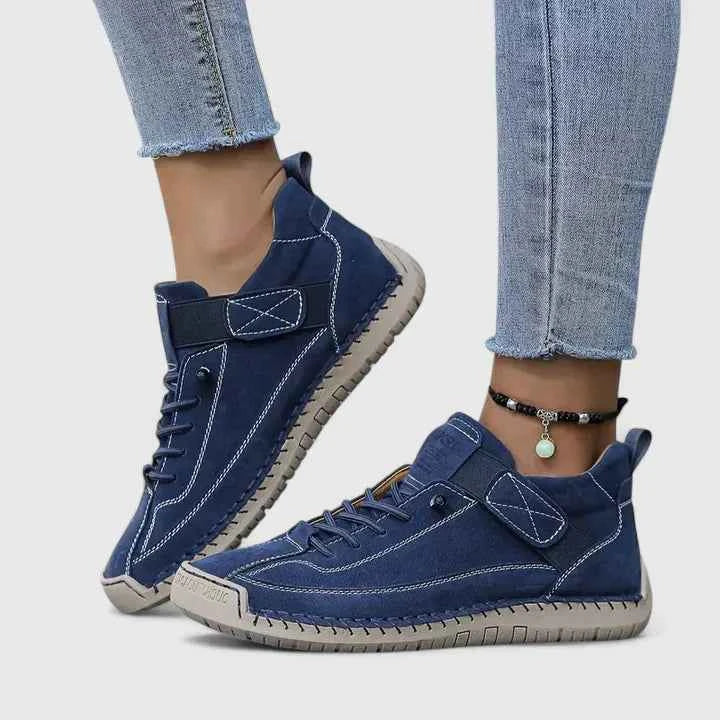 Orthopädische Sneaker aus leichtem Material für ganztägigen Komfort und Halt