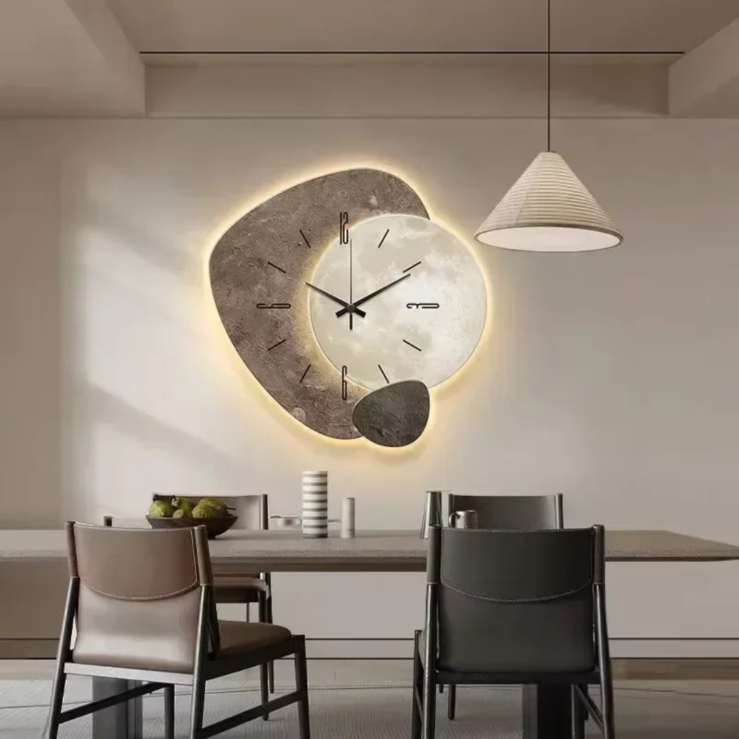 Holz-Wanduhr mit LED - Natürliches & Stilles Design