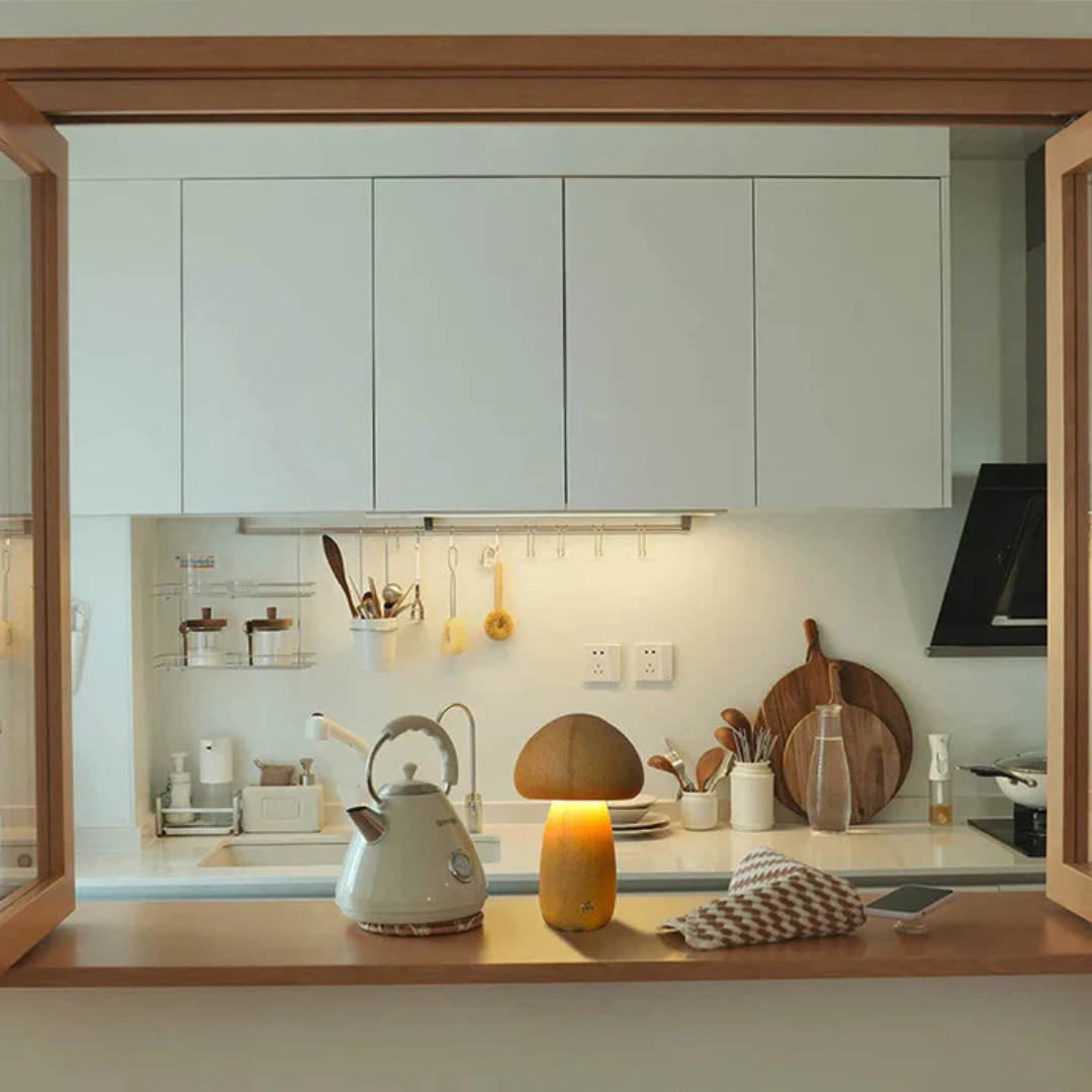 Pheme - Energiesparbare wiederaufladbare Tischlampe aus Holz für stimmungsvoller Licht