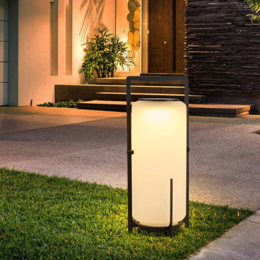 Solis - Effiziente und Energiesparende Solar-Gartenlampe für eine Gemütliche Außenbereich