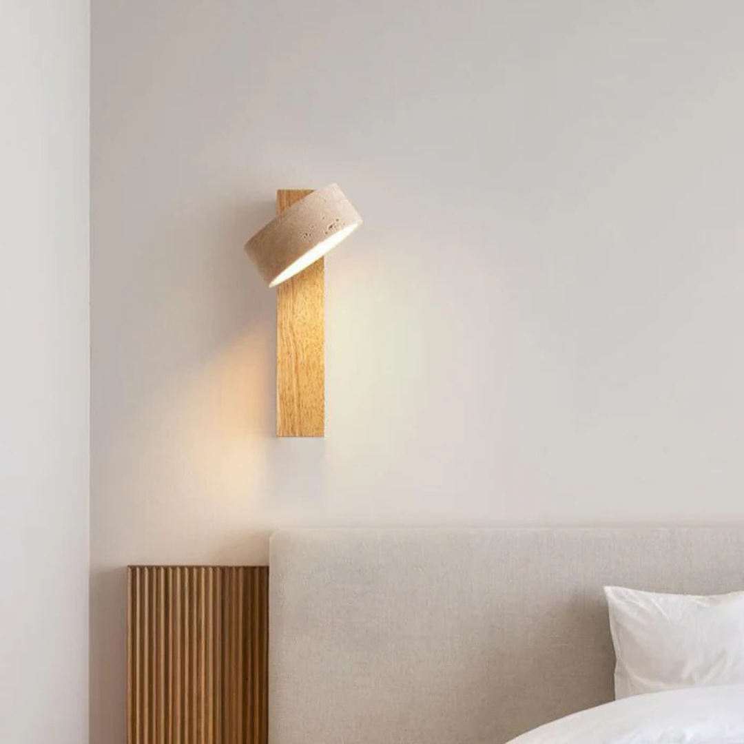 Fotis - Elegante Wabi Sabi Wandlampe aus Travertin für Innenbeleuchtung