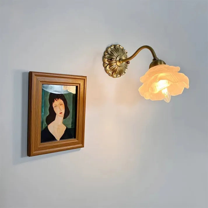 BlossomGlow | Wandapplice aus gepatchtem Kupfer im Vintage-Stil, Retro-Eleganz für Ihre Innendekoration