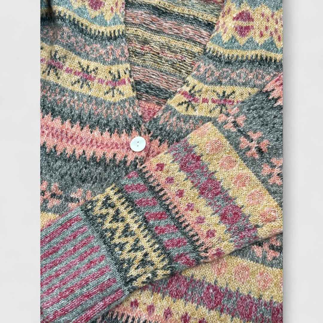 Lila - Eleganter schicker und raffinierter Cardigan