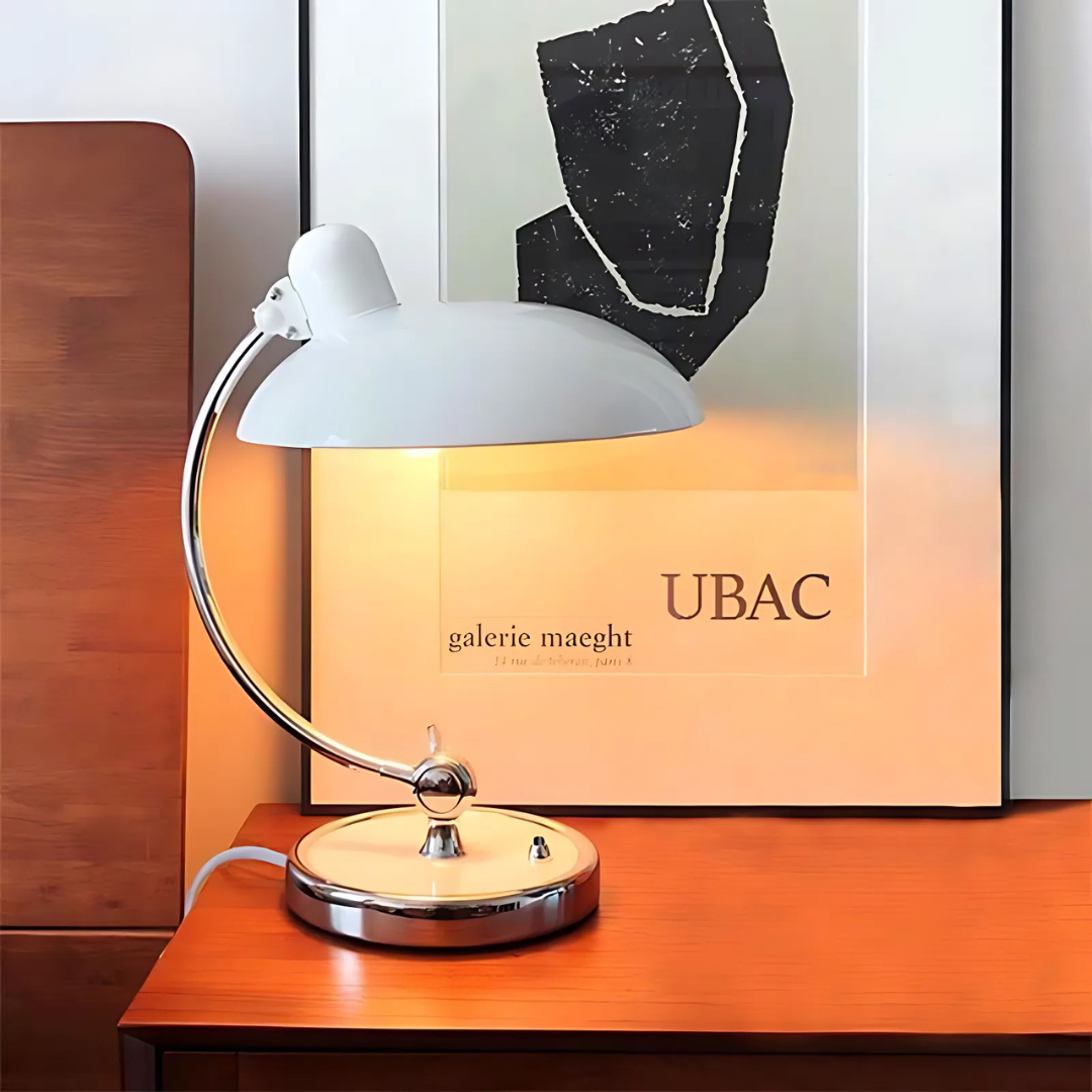 Astra - Anpassbare LED-Tischlampe im Vintage-Stil für eine originelle Atmosphäre